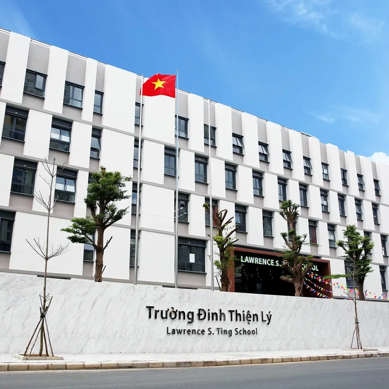 Trường Đinh Thiện Lý 