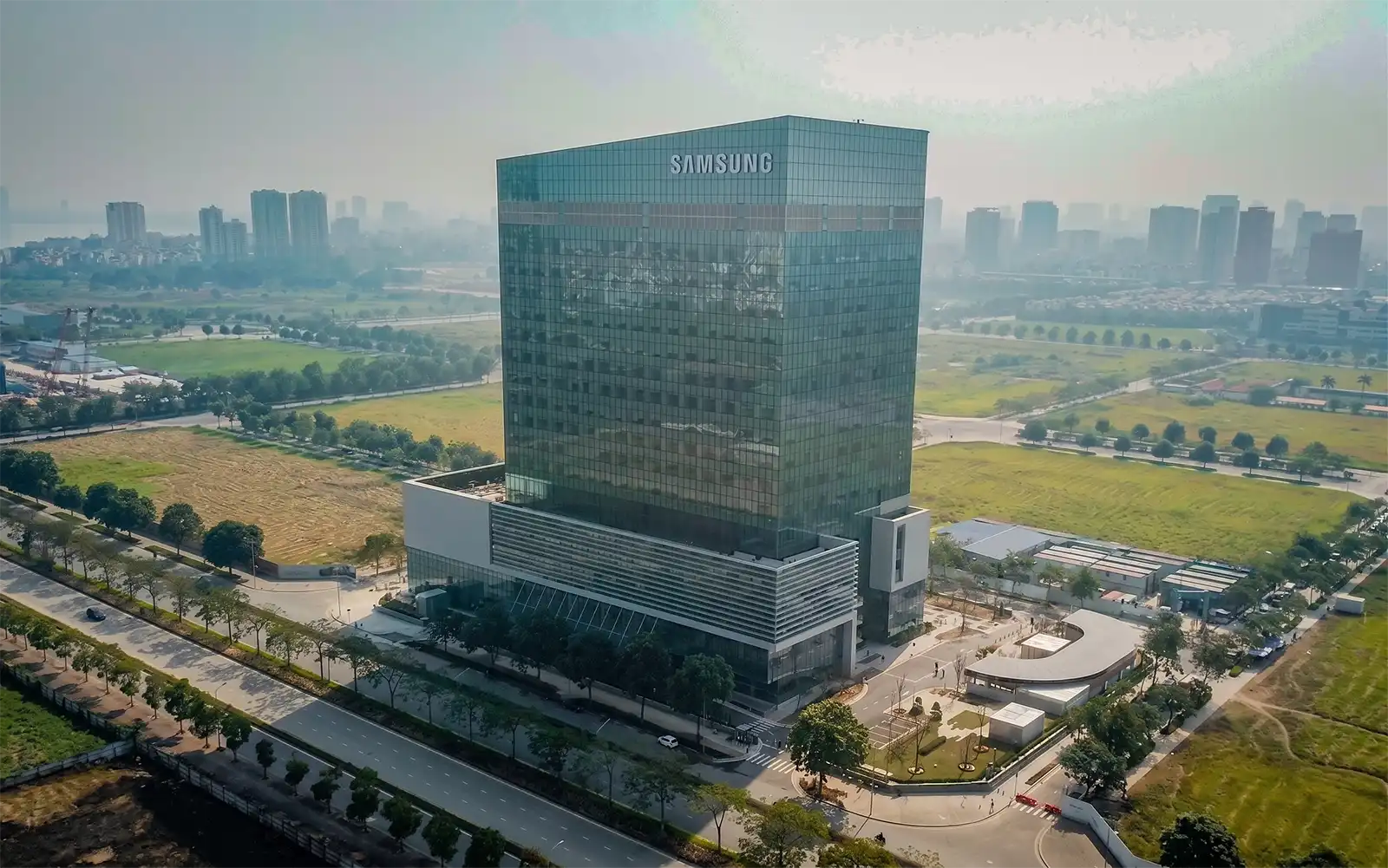 tòa nhà samsung R&D ống đồng taisei